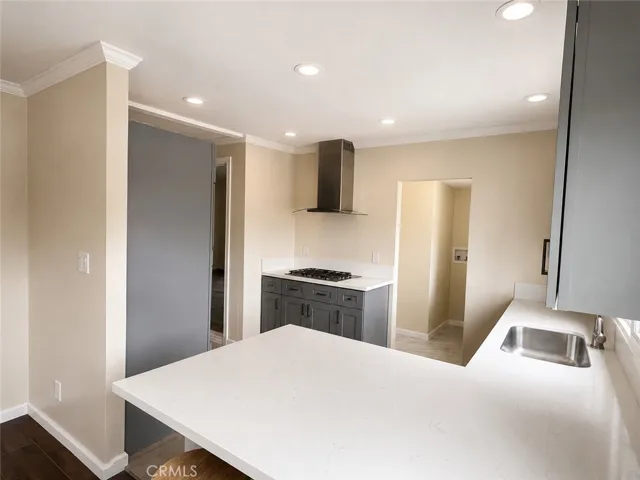 Breakfast bar