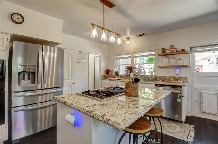 551 E Columbia, Pomona, California 91767