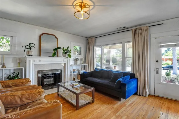 551 E Columbia, Pomona, California 91767