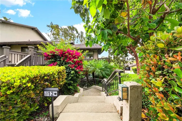 12 Rana, Irvine, California 92612