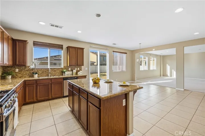 3103 Louise, Lancaster, California 93536