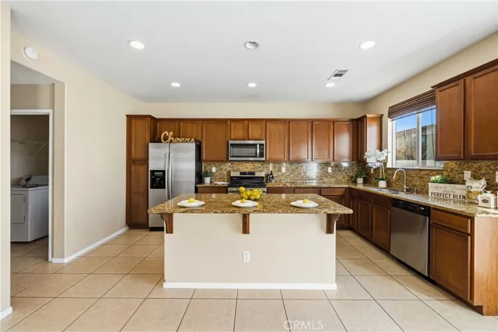 3103 Louise, Lancaster, California 93536