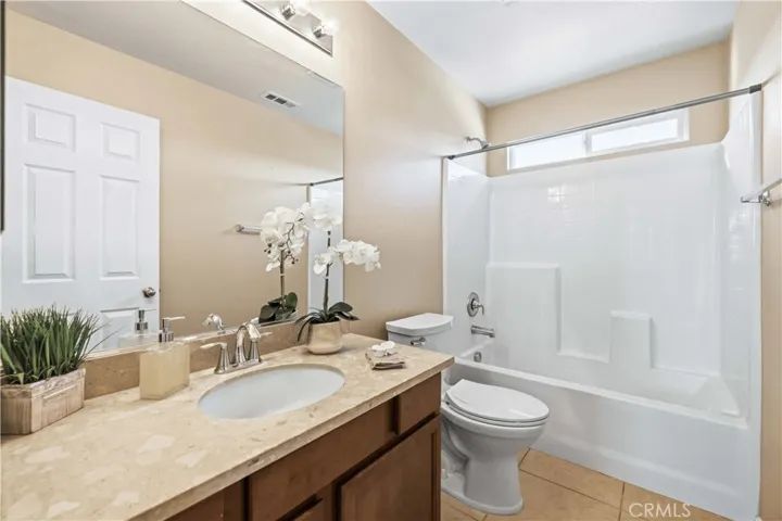 3103 Louise, Lancaster, California 93536