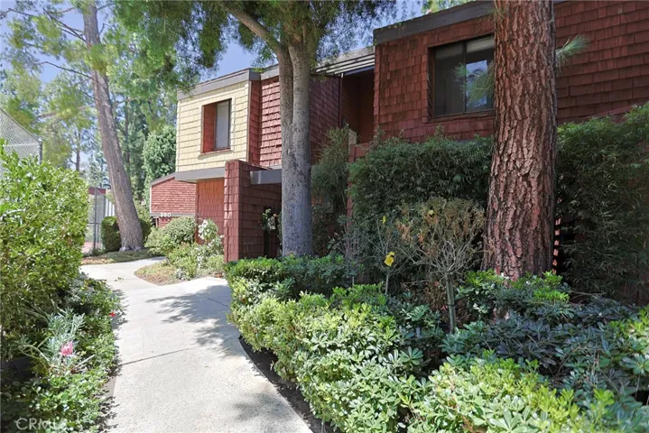 356 S Prospectors 83, Diamond Bar, California 91765