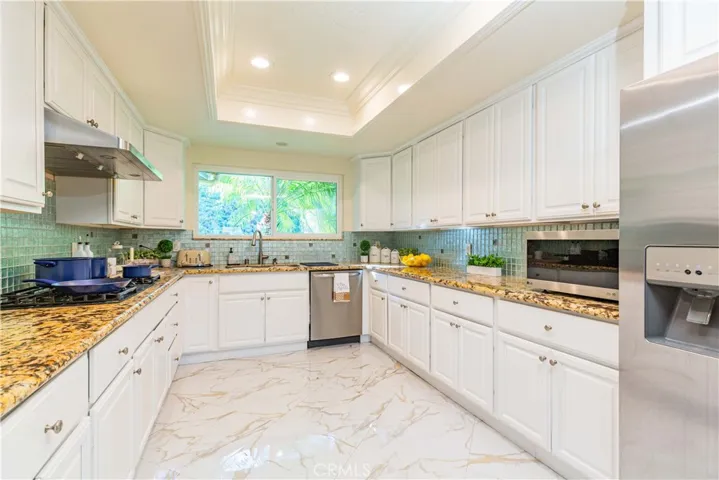 834 Cloverview, Glendora, California 91741