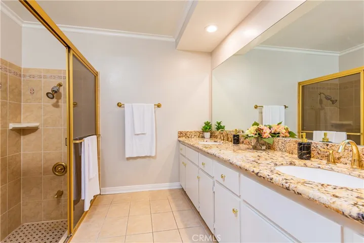 834 Cloverview, Glendora, California 91741