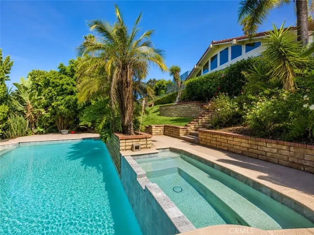 834 Cloverview, Glendora, California 91741