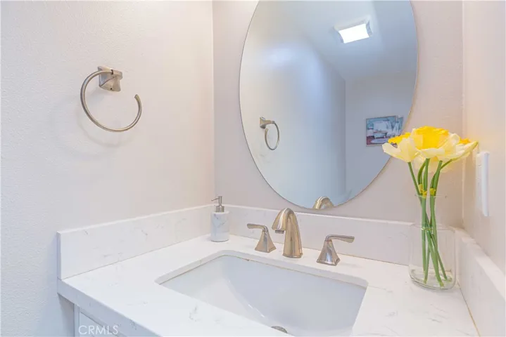 834 Cloverview, Glendora, California 91741