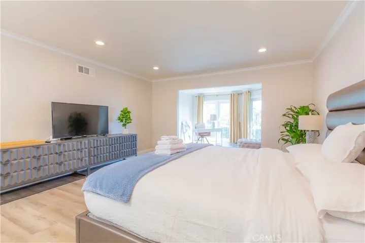 834 Cloverview, Glendora, California 91741