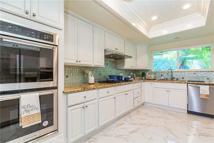 834 Cloverview, Glendora, California 91741