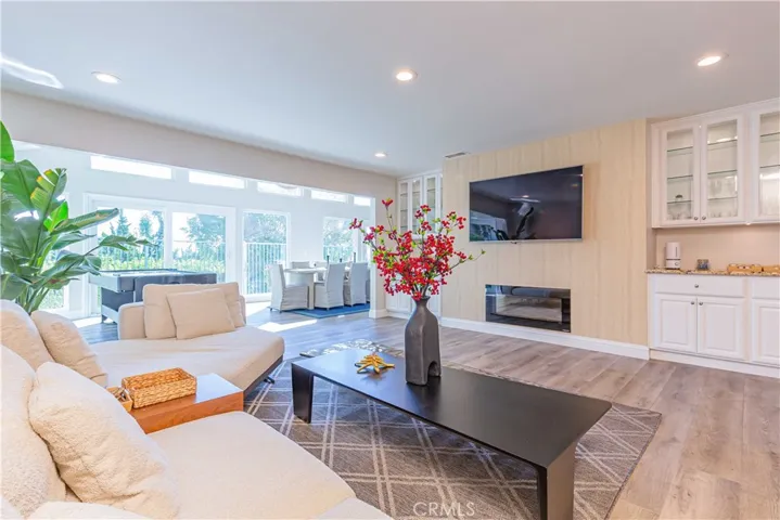 834 Cloverview, Glendora, California 91741