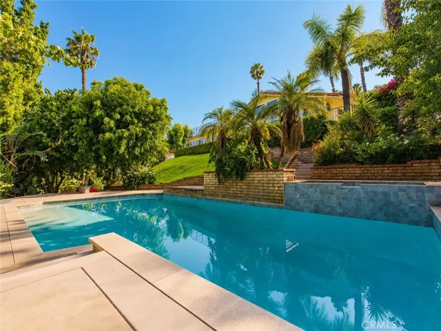 834 Cloverview, Glendora, California 91741