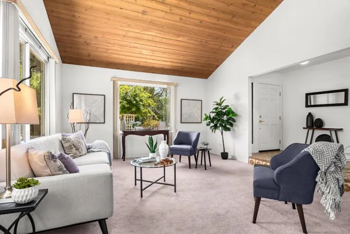 999 Live Oak Avenue, Santa Cruz, California 95062