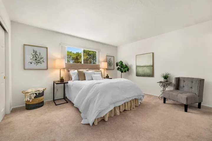 999 Live Oak Avenue, Santa Cruz, California 95062