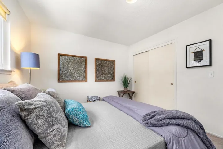 999 Live Oak Avenue, Santa Cruz, California 95062