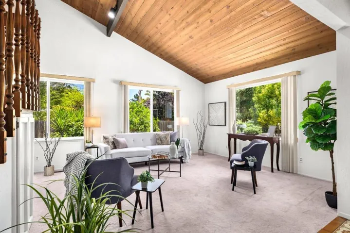 999 Live Oak Avenue, Santa Cruz, California 95062