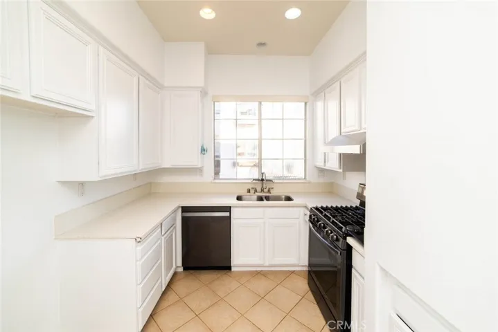 2813 Player Lane, Tustin, California 92782