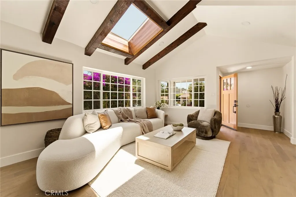 gallery-image 3