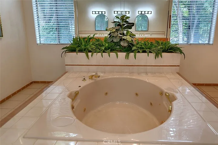 10162 Knuth Circle, Villa Park, California 92861