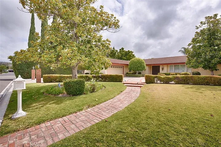 10162 Knuth Circle, Villa Park, California 92861