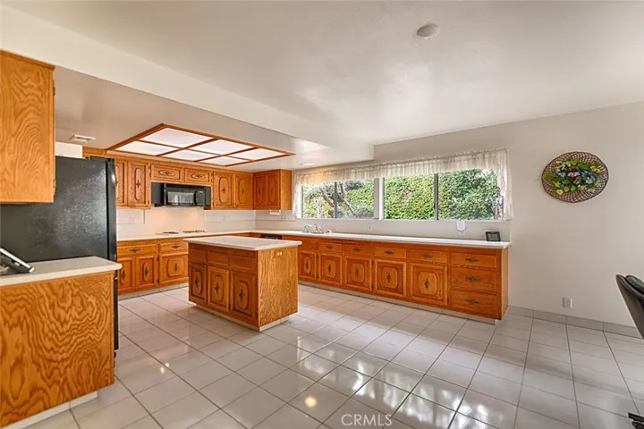 10162 Knuth Circle, Villa Park, California 92861