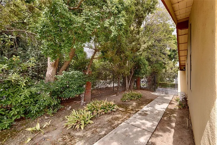 10162 Knuth Circle, Villa Park, California 92861