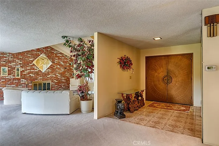 10162 Knuth Circle, Villa Park, California 92861