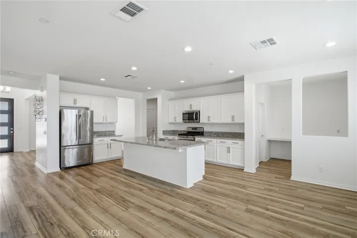 35643 Domaine, Winchester, California 92596