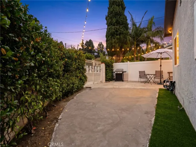 411 S Hewes St, Orange, California 92869