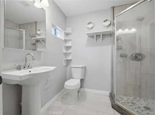 411 S Hewes St, Orange, California 92869