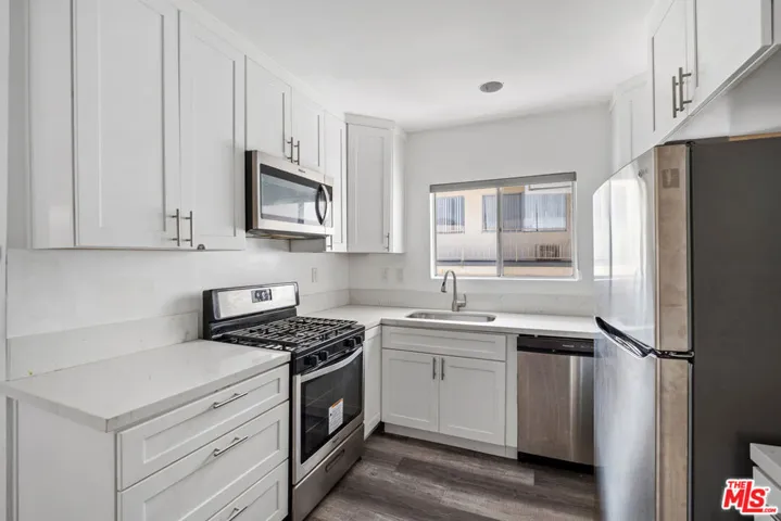 733 N Hayworth Avenue 4, Los Angeles, California 90046