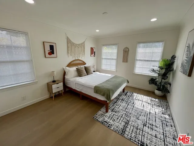 1825 Stearns Drive, Los Angeles, California 90035