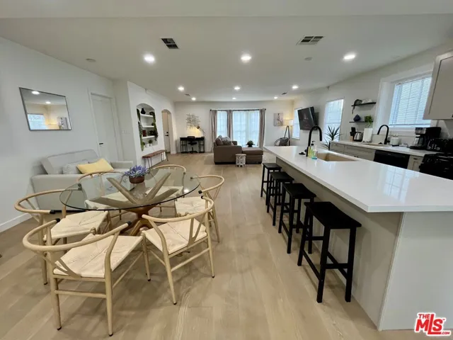 1825 Stearns Drive, Los Angeles, California 90035