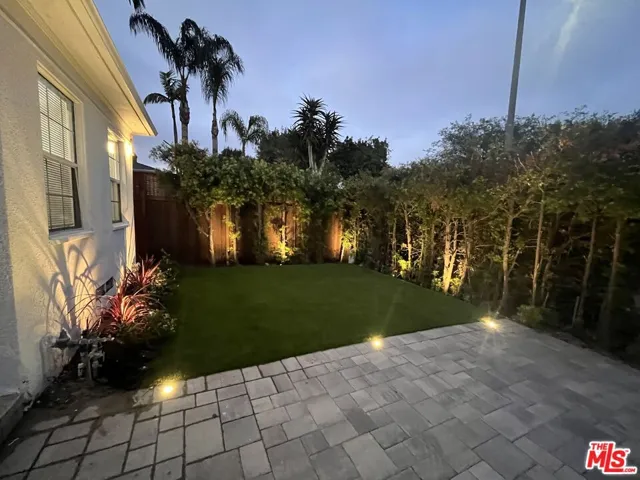 1825 Stearns Drive, Los Angeles, California 90035