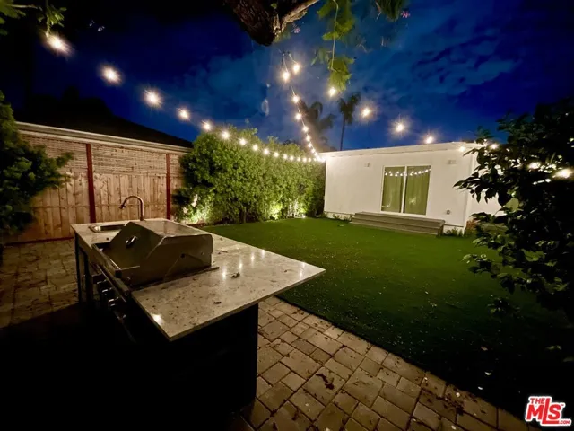 1825 Stearns Drive, Los Angeles, California 90035
