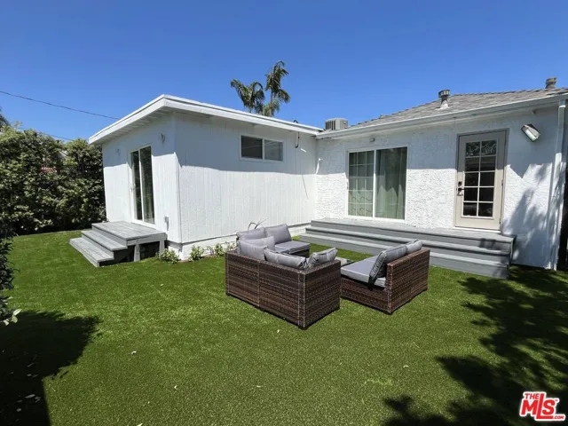 1825 Stearns Drive, Los Angeles, California 90035