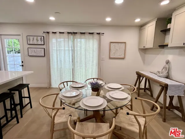 1825 Stearns Drive, Los Angeles, California 90035