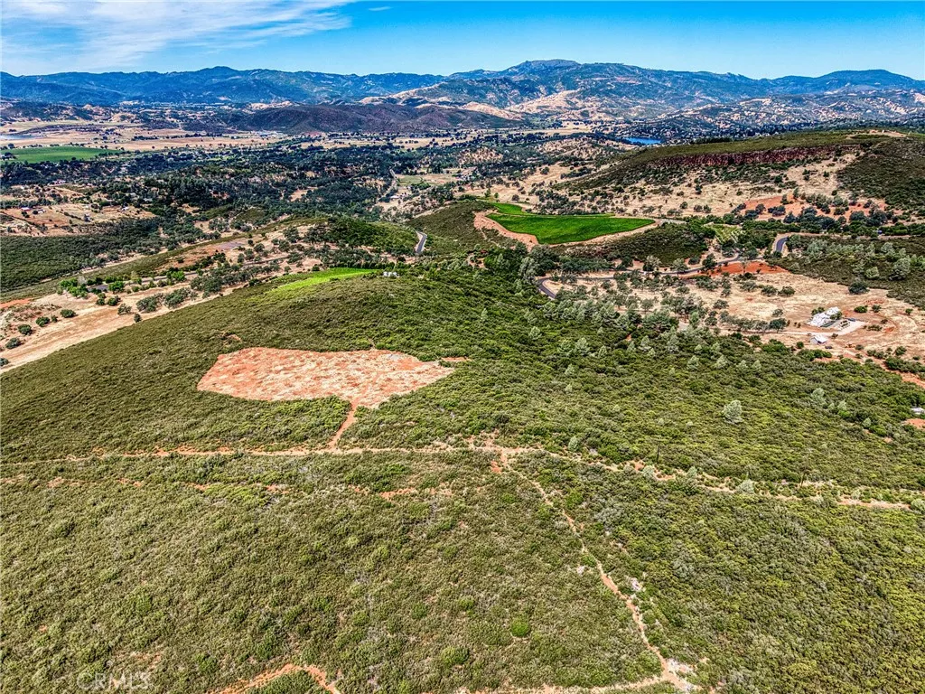 Areal view of the property and surrounding areas of Rim Rock