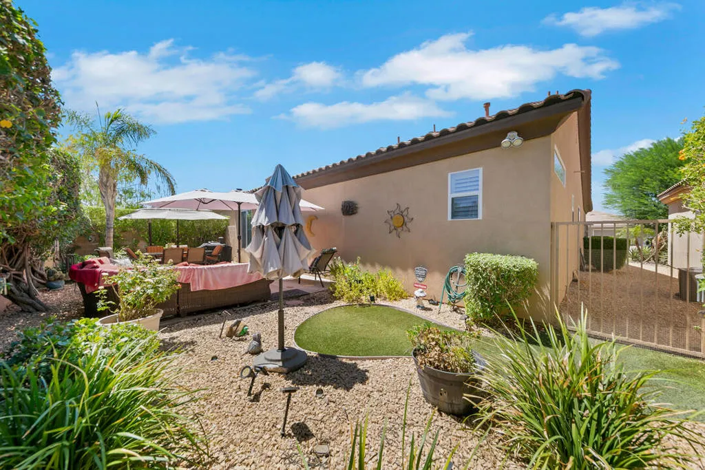 32 BACKYARD MLS