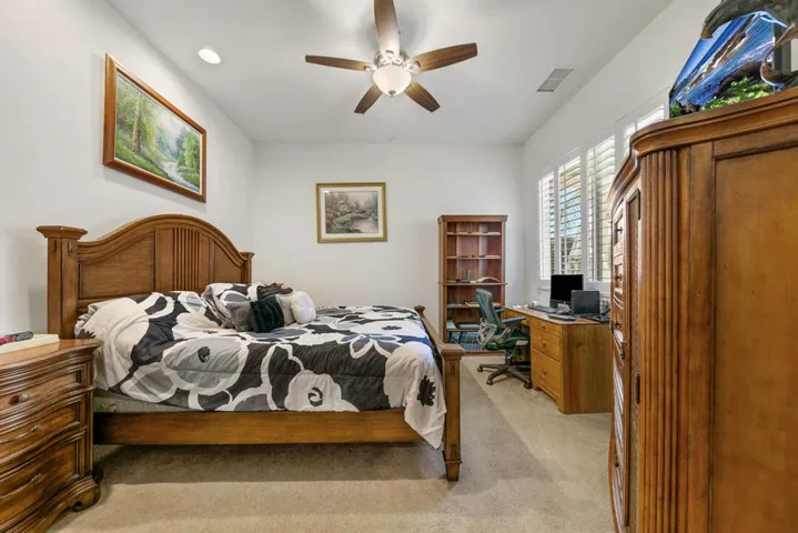 21 MASTERBED MLS