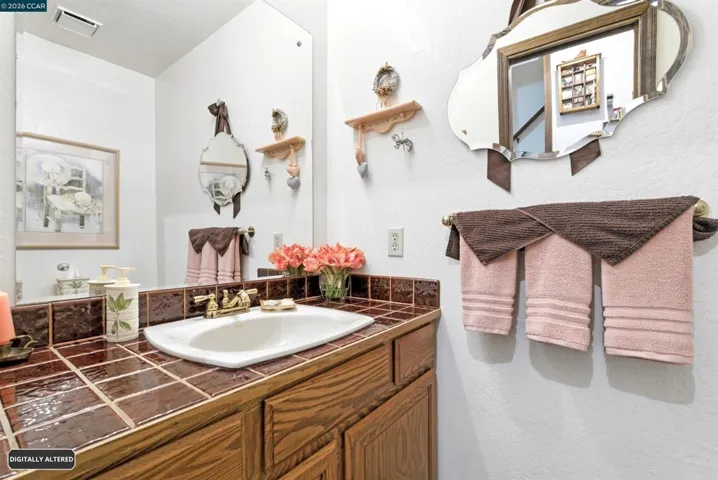 407 Country Club Ln, Napa, California 94558