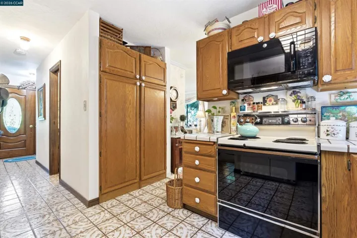 407 Country Club Ln, Napa, California 94558