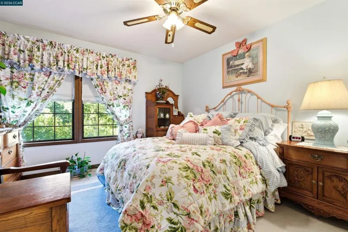 407 Country Club Ln, Napa, California 94558