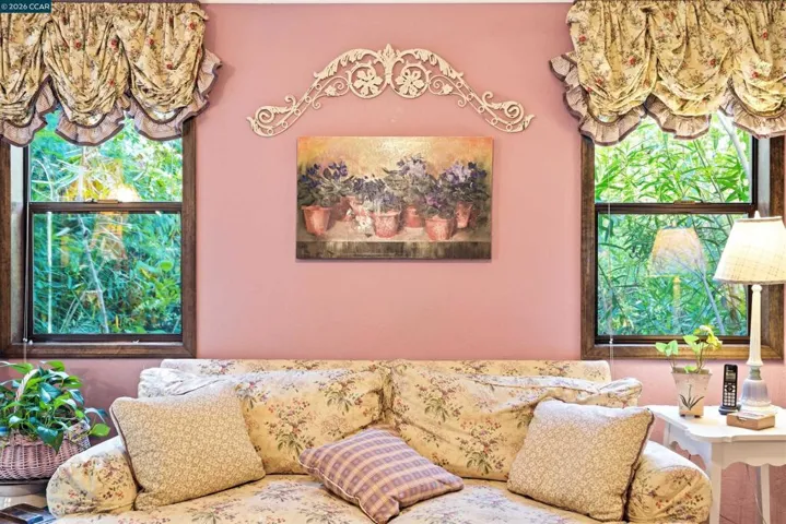 407 Country Club Ln, Napa, California 94558