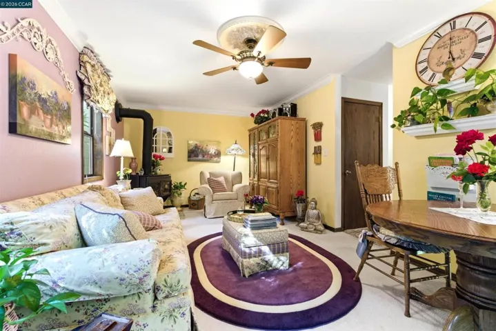407 Country Club Ln, Napa, California 94558