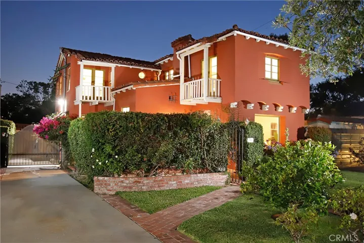 940 E Stocker, Glendale, California 91207