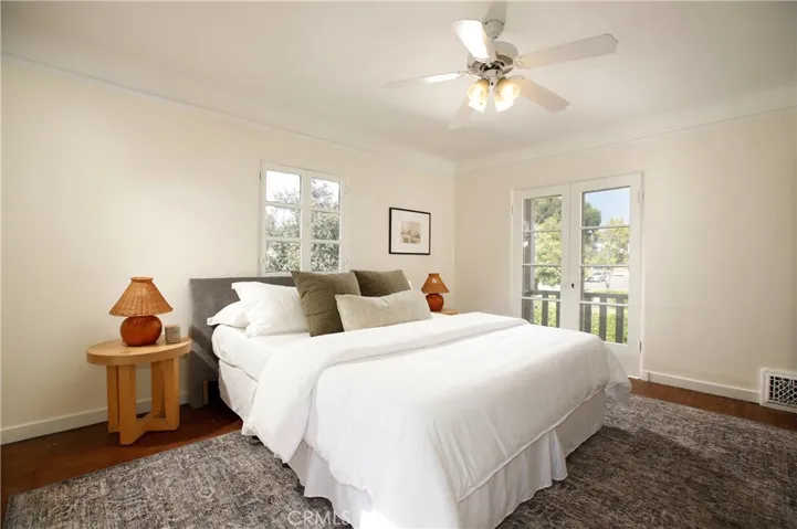 940 E Stocker, Glendale, California 91207