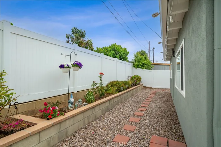 1811 Bea Way, La Habra, California 90631