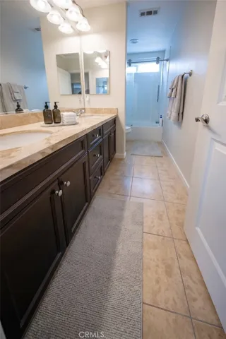 820 E Ruby Lace, Azusa, California 91702