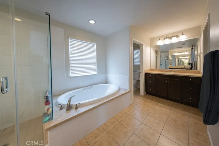 820 E Ruby Lace, Azusa, California 91702